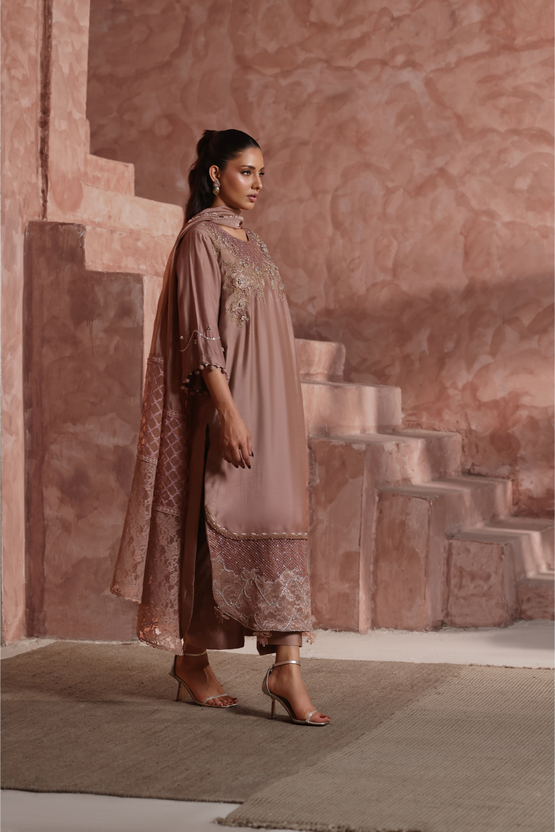 Zareen - Image 2